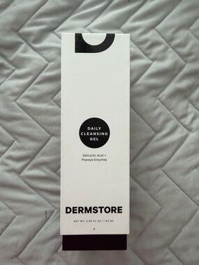 Dermstore Daily Cleansing Gel - White